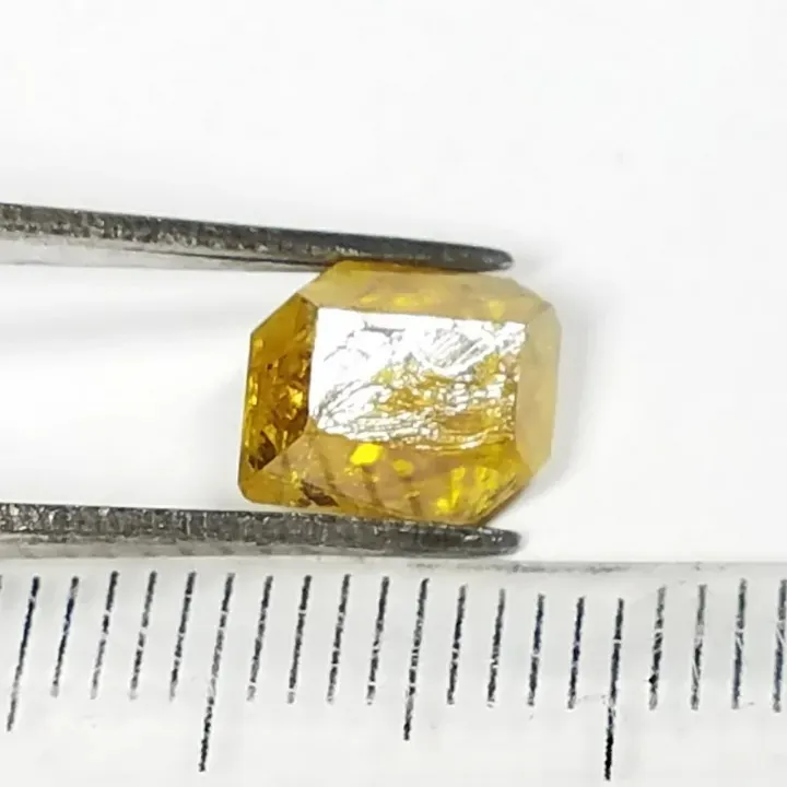 HPHT vs CVD Diamonds: Principles, Differences, and Identification Guide”
