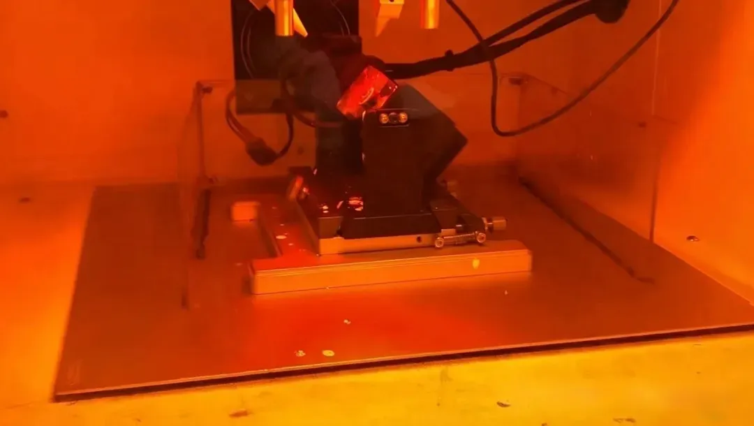 Monitor the internal status of the equipment in real time