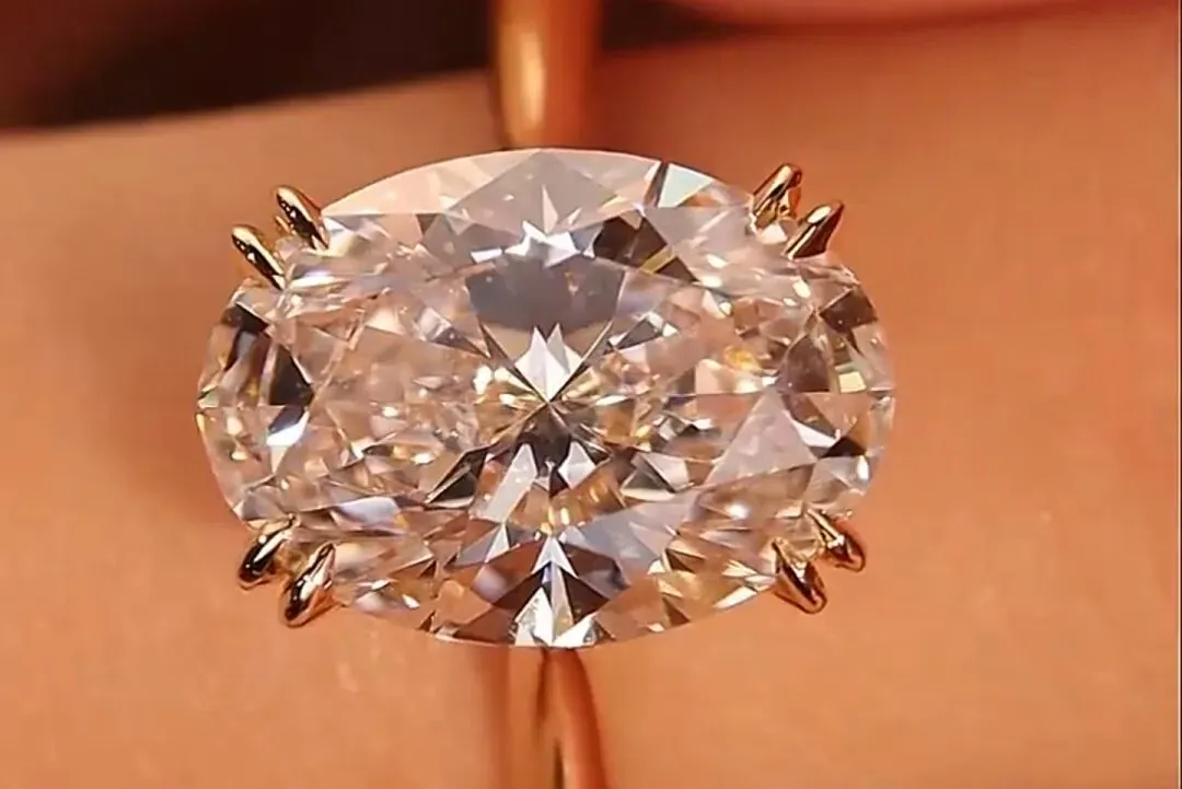 Display of diamond shapes after cutting 4